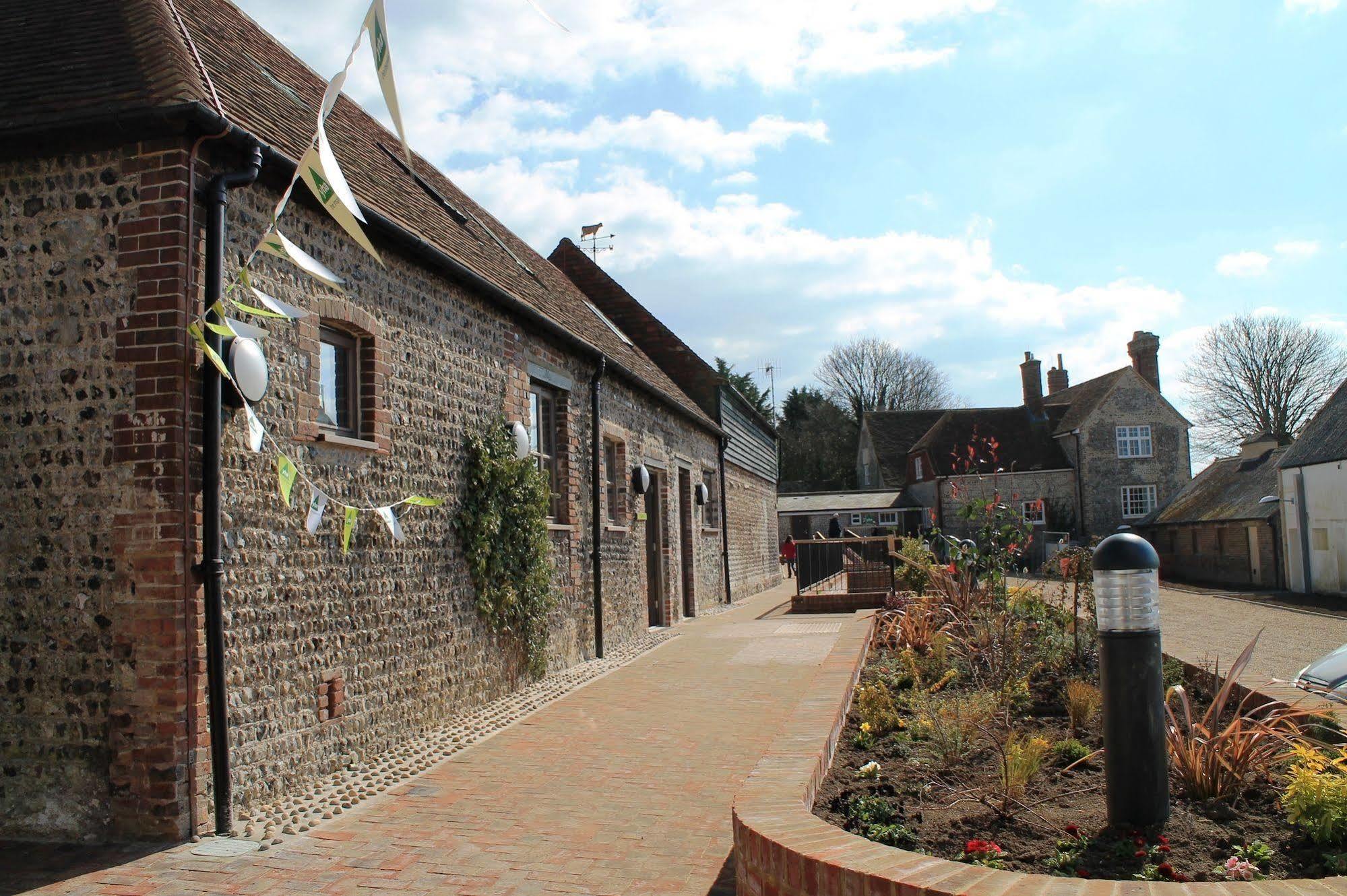 Hostel Yha South Downs Lewes Exterior foto